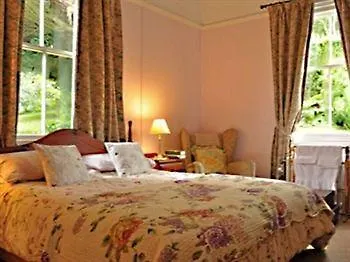 Troutsdale Hotel 4*